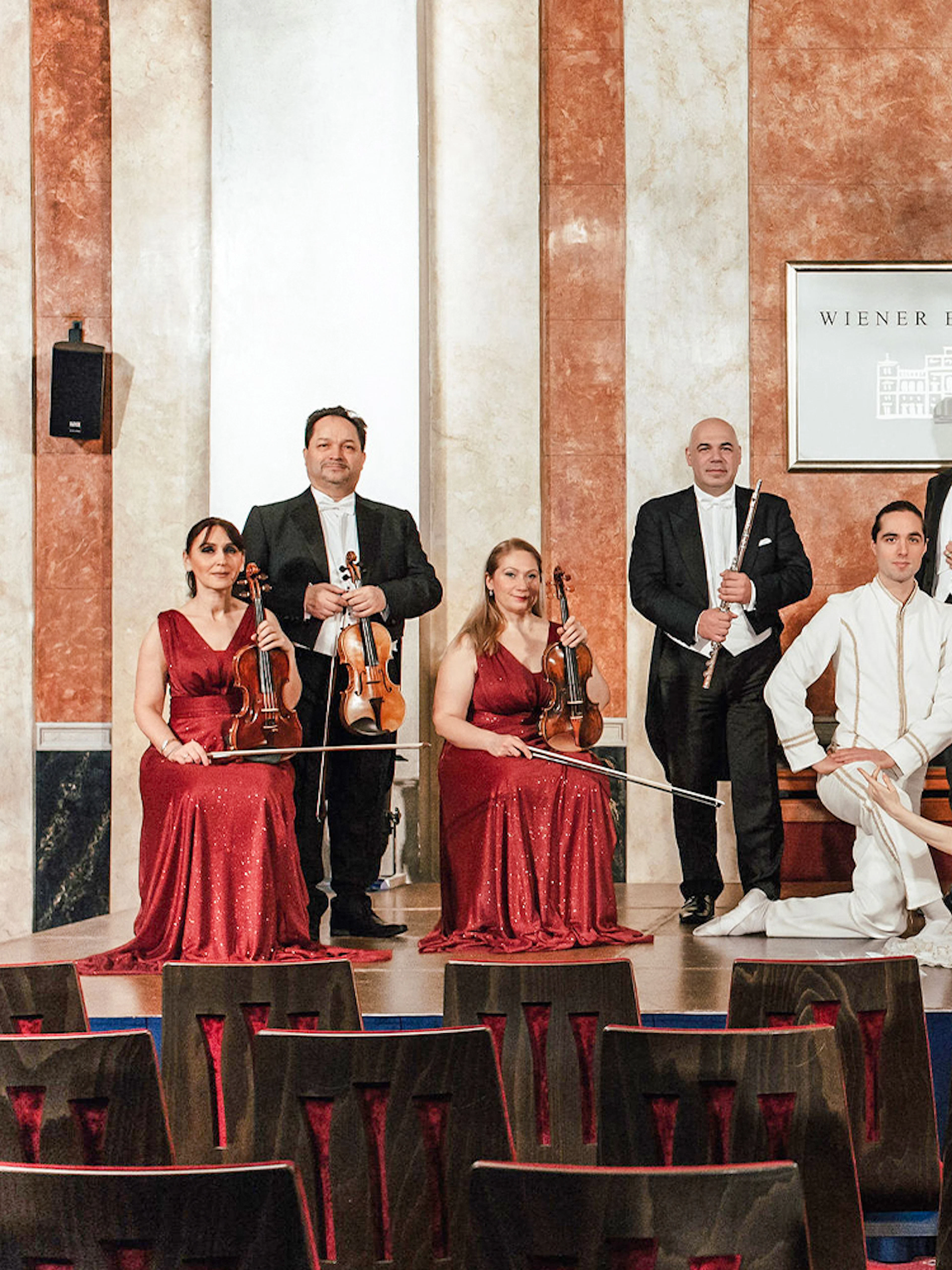Vienna Residence Orchestra performing at Old Stock Exchange Palace.