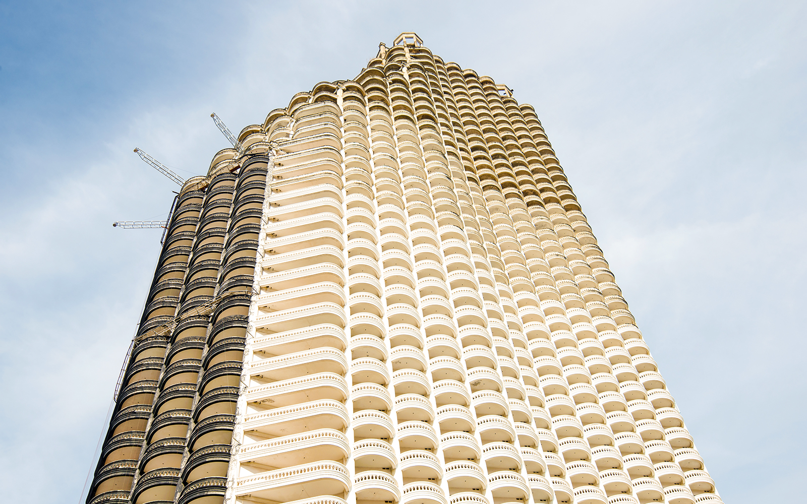 Sathorn Unique Tower