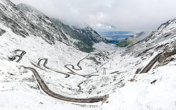 From Bucharest: Transfagarasan Highway Day Tour (TopGear Road)