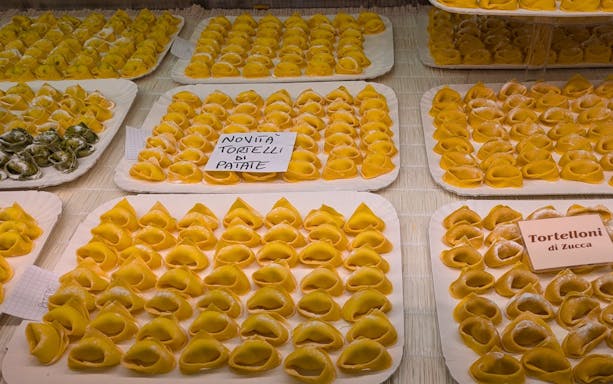 tour gastronómico a pie por módena con taller de vinagre balsámico, degustaciones locales y visitas a los lugares más emblemáticos de la ciudad-5