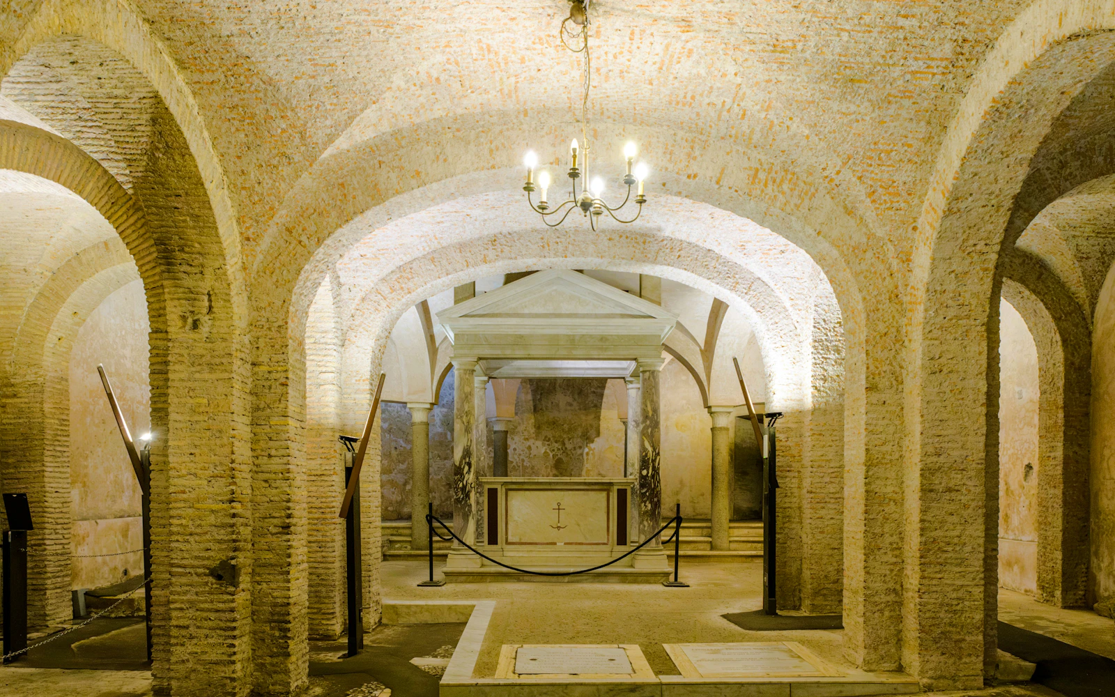 San Clemente Underground, Quattro Santi and Lateran Cathedral Skip-the-Line Small-Group Guided Tour Image 2