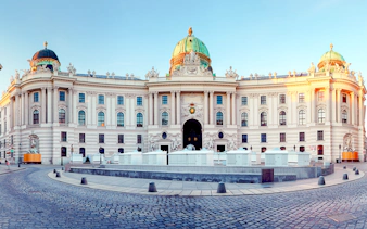 tour privado a la casa de mozart en viena con entradas para el concierto-3