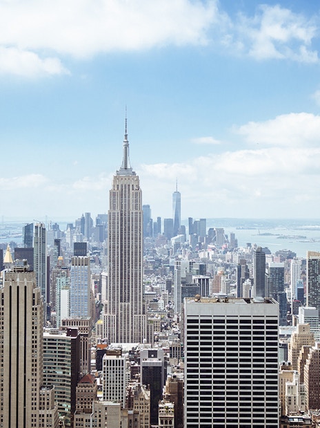 Manhattan skyline with Empire State Building from Top of the Rock, New York.