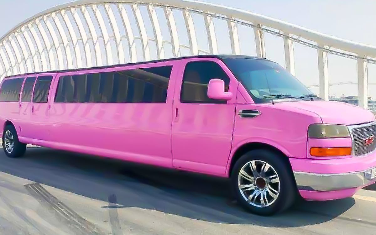 private hourly limousine rental in dubai with transfers-9 private hourly limousine rental in dubai with transfers-9