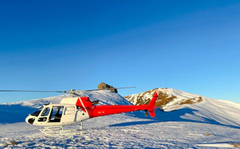 queenstown 30-minute alpine scenic helicopter flight with alpine landing via skippers canyon-3