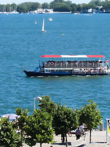 combo (save 10%): toronto hop-on hop-off bus tour + toronto harbour and islands cruise with live guide-4