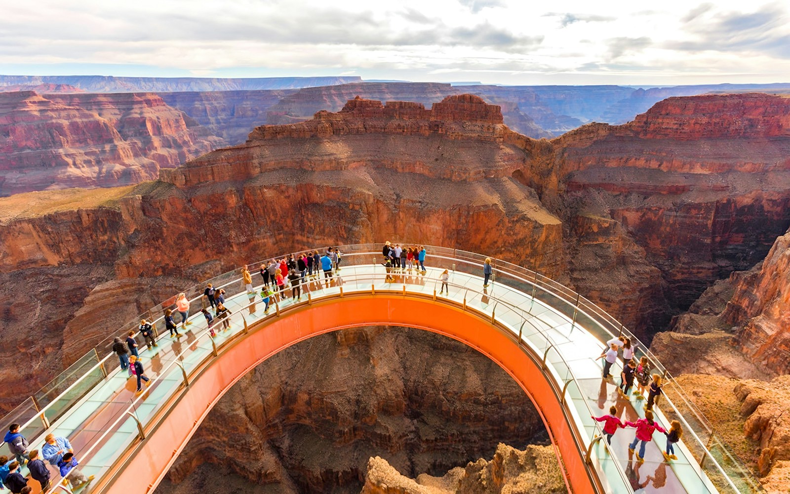 Grand Canyon Skywalk with tourists, Las Vegas helicopter tour.