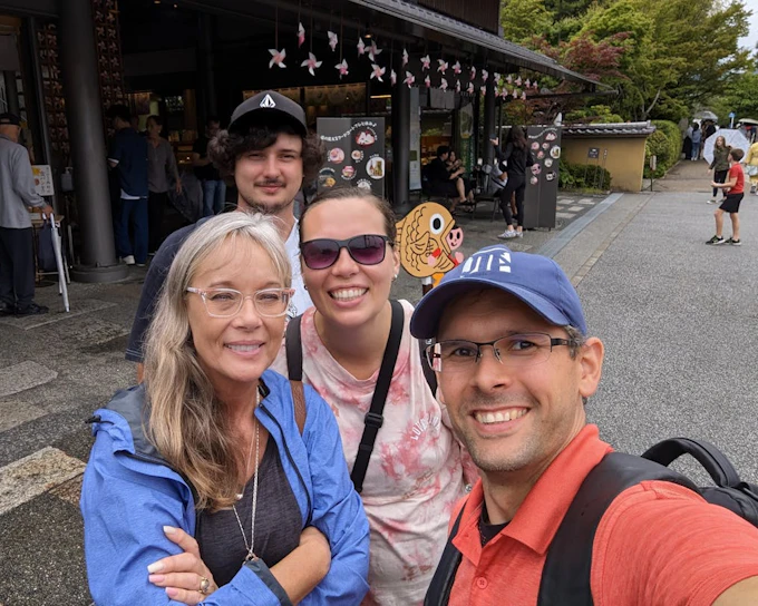 Kyoto Walking Tour of Fushimi Inari, Arashiyama, Monkey Park, and Golden Temple