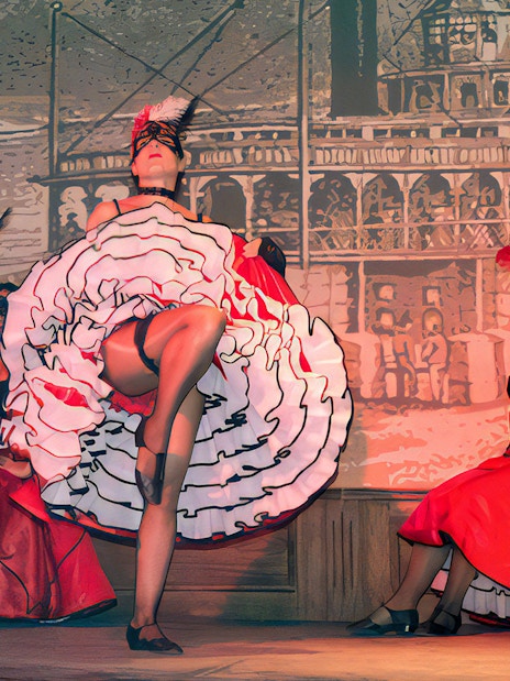 Dancers performing can-can at Oasys MiniHollywood, Almería.