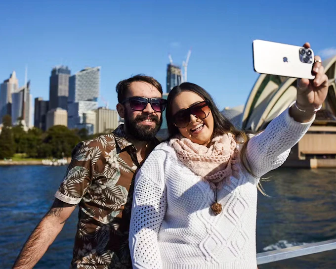 Sydney Harbour Sightseeing Cruise with Buffet Lunch