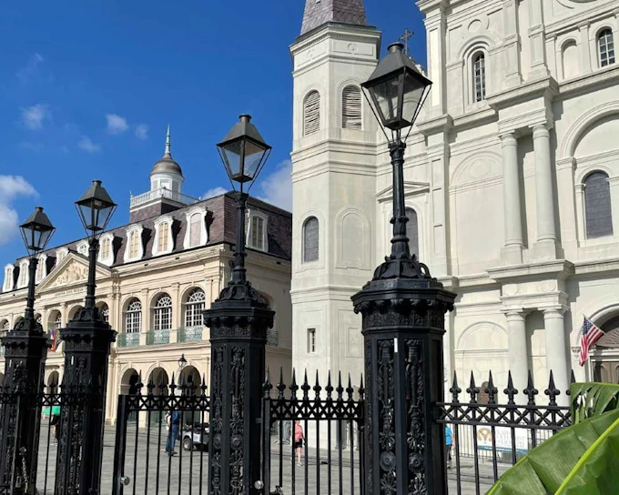 Ghosts of New Orleans: Self-Guided City Exploration Game