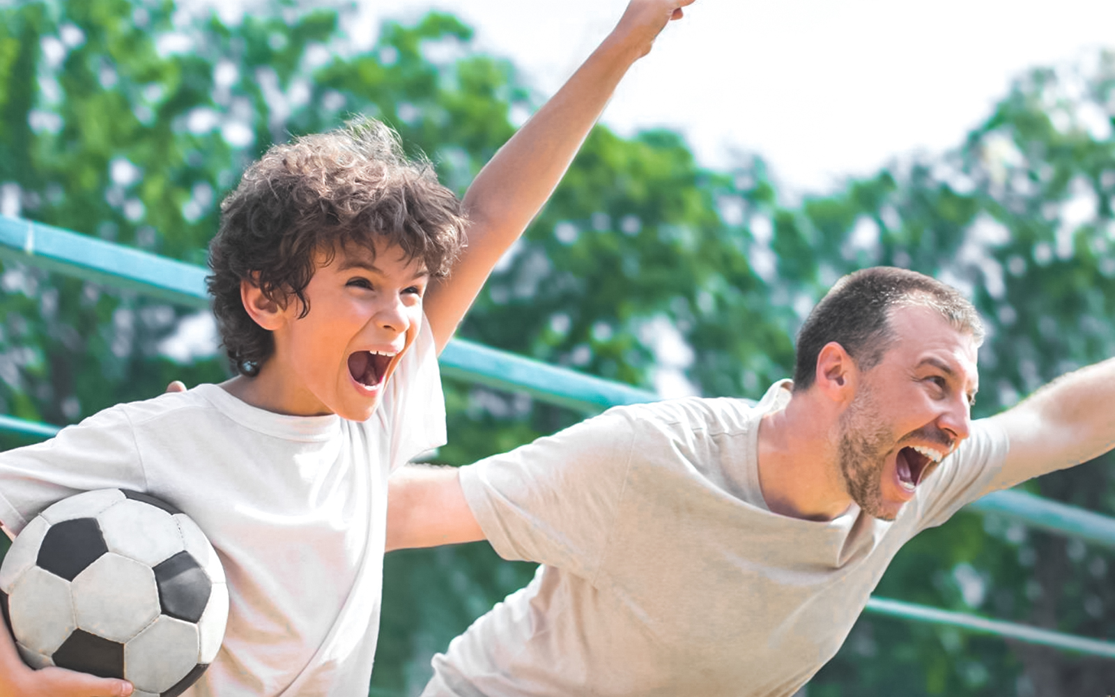 real madrid world opening hours