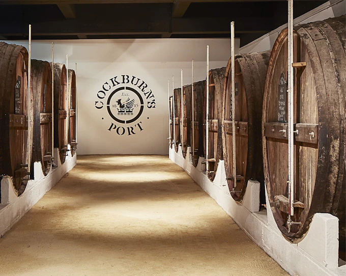 Cockburn's Lodge Main Room Guided Tour with Port Wine Tasting (Product 49154)