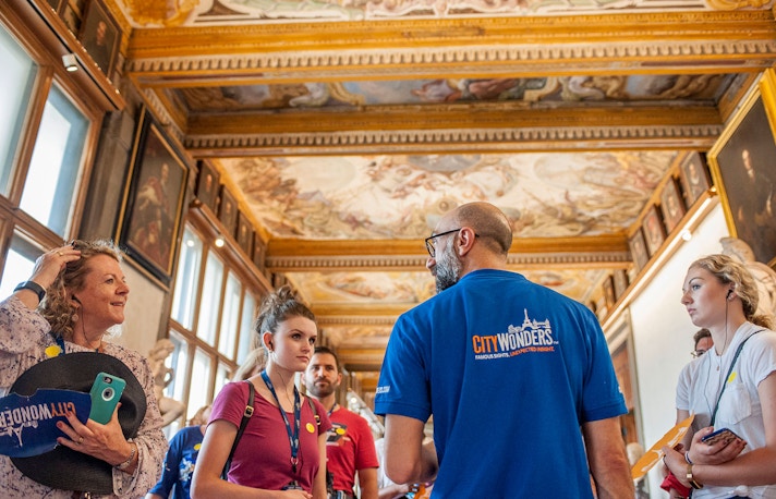 This is an image of Uffizi Gallery tips