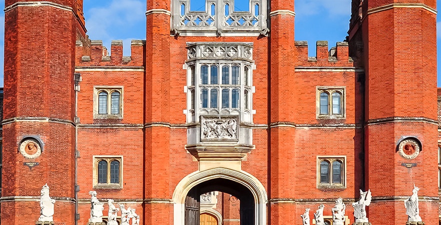 Дворец Хэмптон-Корт