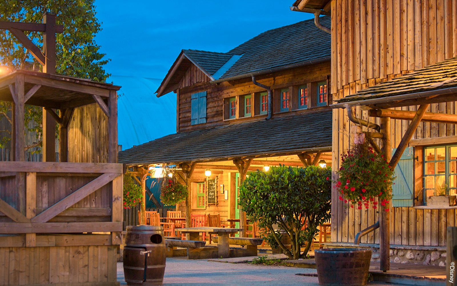 Disney Davy Crockett Ranch - Disney Hotels