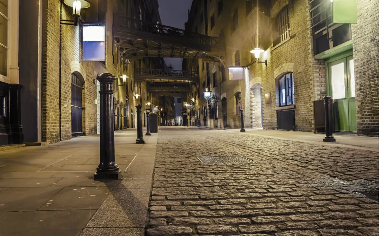 Ghosts of London: Self-Guided City Exploration Game Image 6
