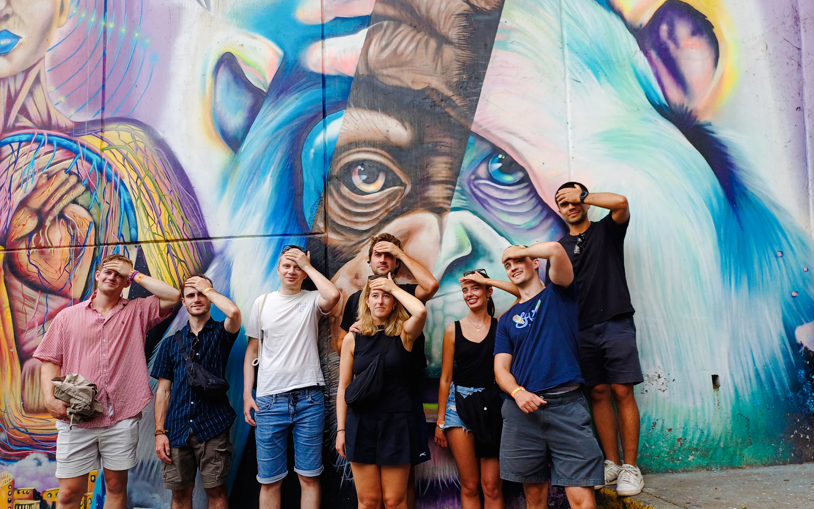 Medellin Comuna 13 Graffiti Walking Tour with Cable Car and Street Food (Product 53786)