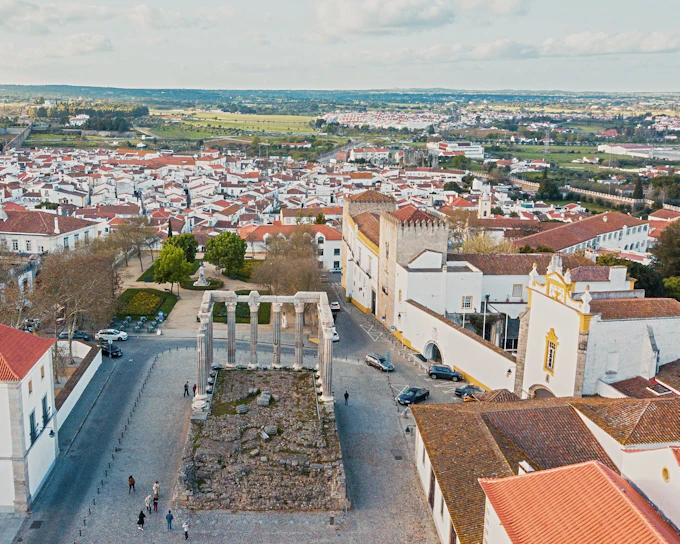 From Lisbon: Évora, Monsaraz, Wine Tasting & Cristo Rei