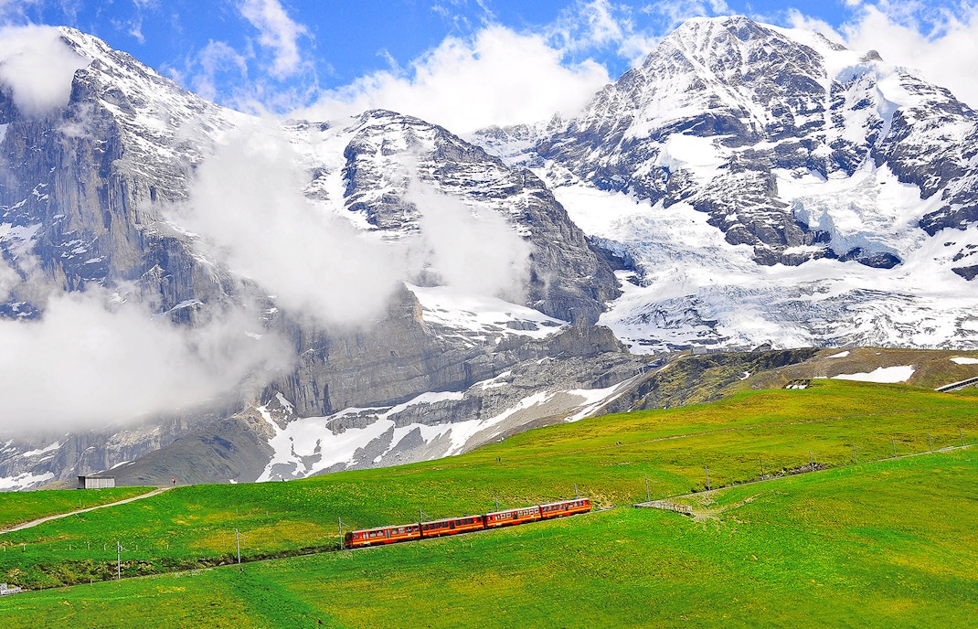 Getting From Interlaken To Jungfraujoch - Interlaken-Grindelwald-Jungfraujoch