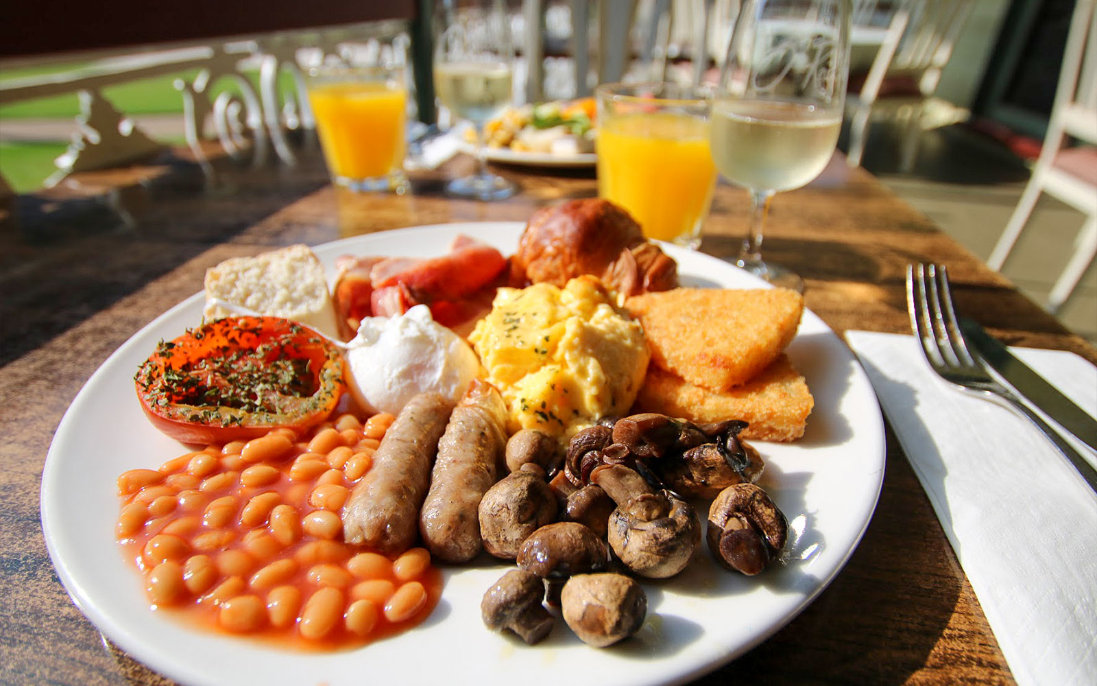 Beans and bread English Breakfast