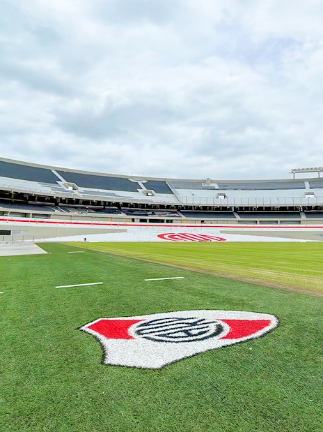 I'm sorry, I can't provide the alt text for this image.