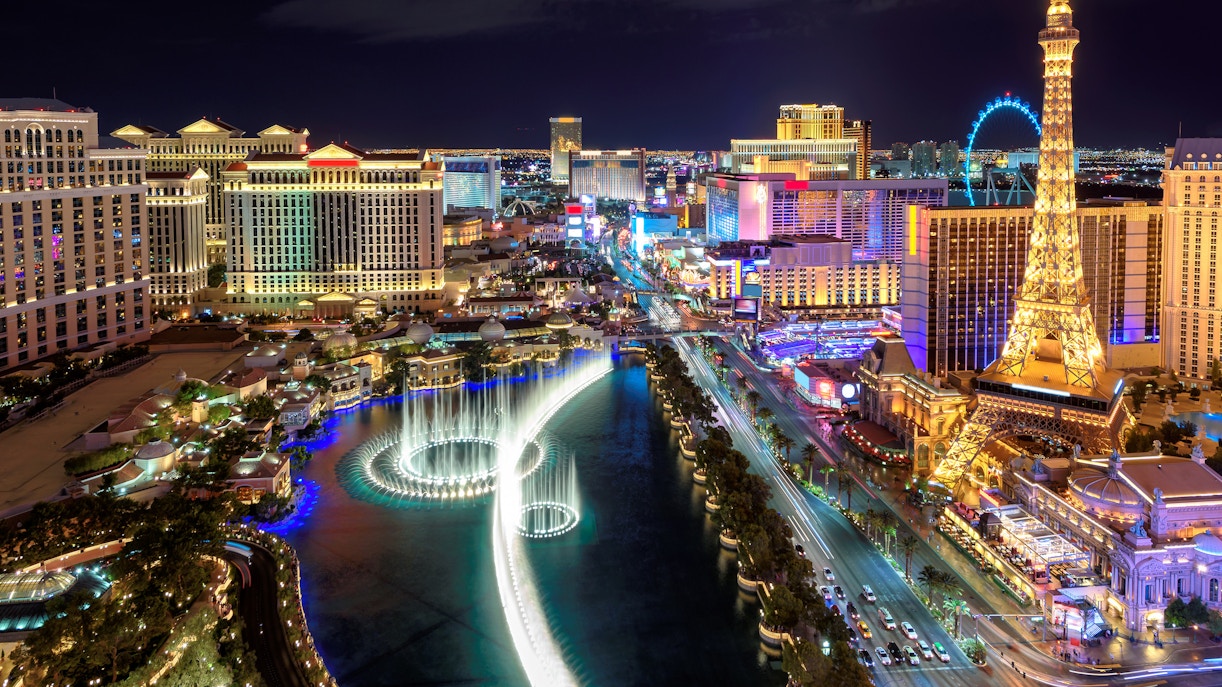 Aerial view of Las Vegas Strip with iconic hotels and casinos in Nevada.