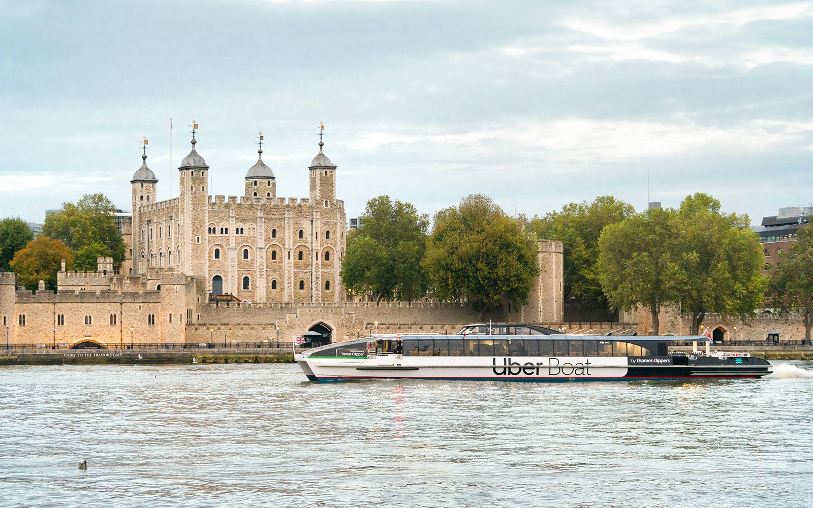 The Tower of London from Uber Boat By Thames Clippers Hop-On Hop-Off Tour