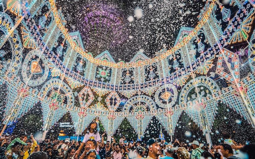 Crowd enjoying Garden Rhapsody & Blizzard Time at Gardens by the Bay, Christmas lights display.