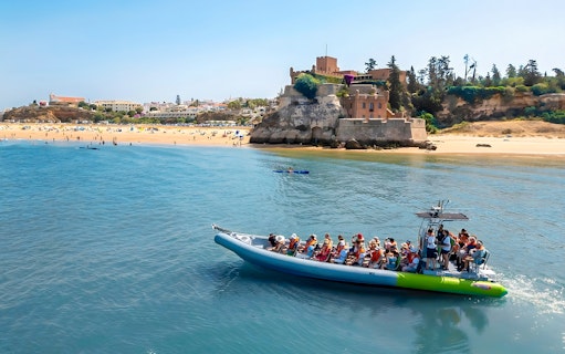 ab portimão: bootstour zur höhle von benagil und zum strand von marinha-4