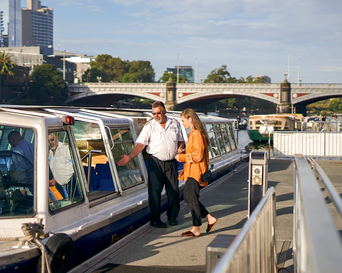 Ferry Transfers between Melbourne and Williamstown