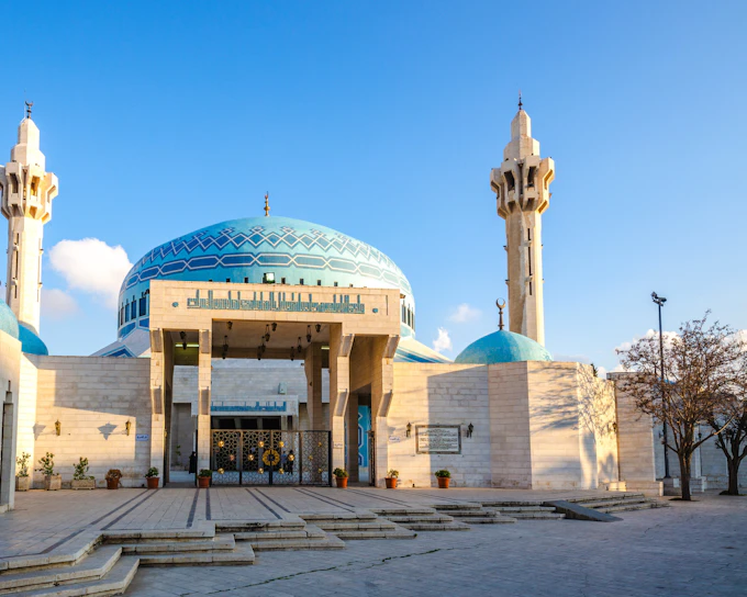 Amman City Private Tour with Panoramic Viewpoints of the Citadel, Roman Theater & Rainbow Street