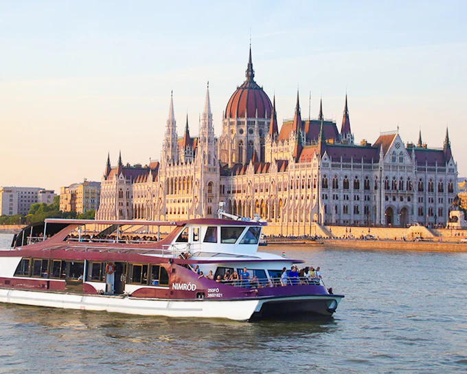 Budapest Danube River Margaret Island Loop with Drinks