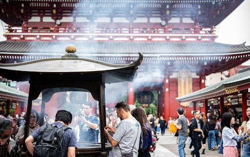 visite culinaire à pied des stands de rue d'asakusa avec dégustations chez les commerçants locaux-2