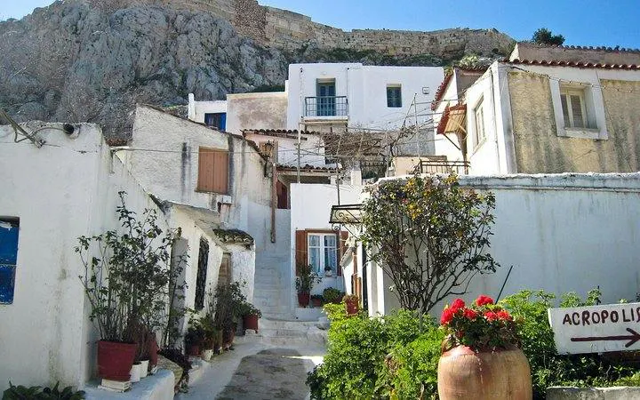 Athens Evening Walking Tour with Parthenon Views and Greek Taverna Dinner