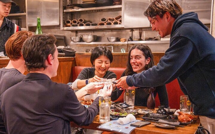 ein preisgekrönter abend in einer izakaya – bar-hopping in shibuya wie ein -4