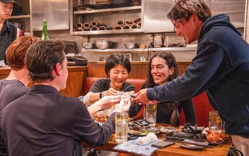 une soirée dans un izakaya primé — une tournée des bars à shibuya, comme un -4