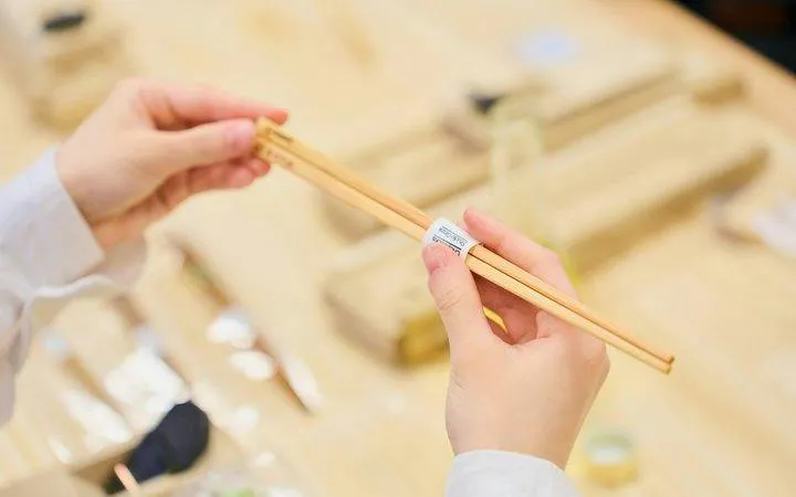 Chopstick crafting in Shibuya, Tokyo workshop.