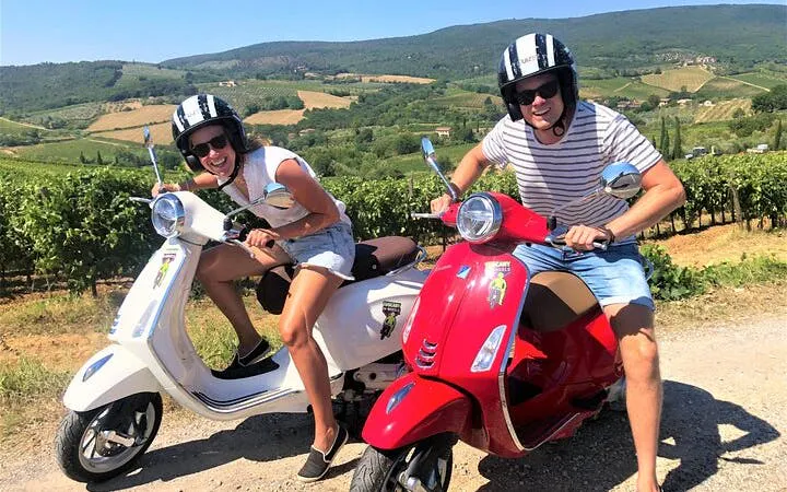 ab florenz: vespa-tour durch die toskana in kleingruppe mit mittagessen und wein-19