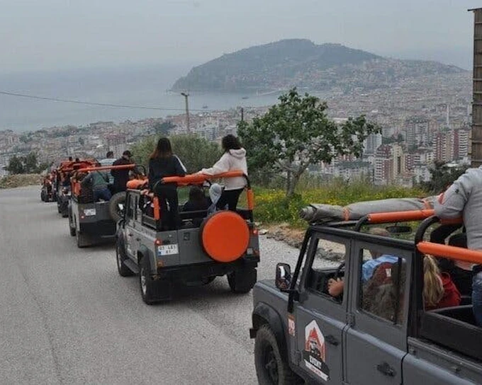 Alanya Jeep Safari with Dim River, Lunch and Off-Road Adventure (Product 46140)
