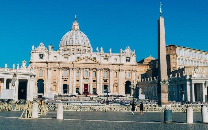 st. peter's basilica priority entry ticket with audio guide-2