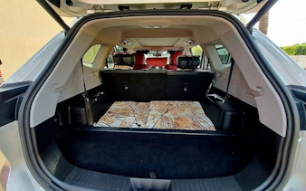 Open SUV trunk for Cairo and Giza airport or hotel transfer with professional driver.