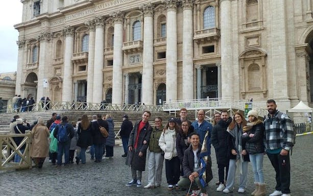tour guiado à basílica de são pedro com acesso à cúpula-3