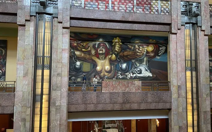 eksklusiv tur på palacio de bellas artes - lita gruppe-8