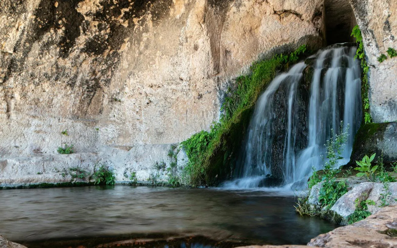 Neapolis Archaeological Park Syracuse Self-Guided Audio Walk: Roman Amphitheatre, Ear of Dionysius and Greek Theatre