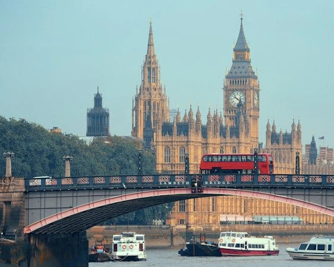 London Self-Guided Walking Tour on Mobile App (Product 53997)