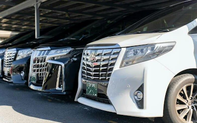Luxury vehicles for Fukuoka Airport to city private transfer service.
