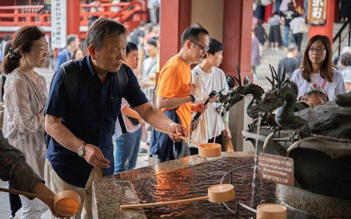 tur pietonal prin asakusa pentru a descoperi mâncarea de stradă, cu degustări la comercianții locali-1