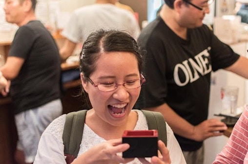 Sake Tasting Masterclass in Shinjuku (8+ Varieties with a Pro)