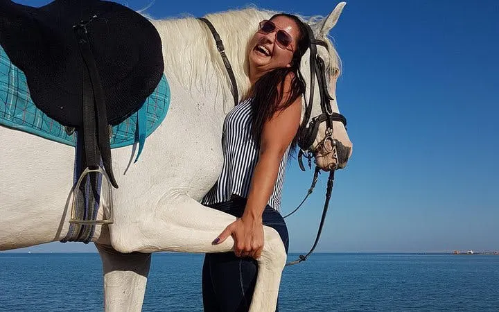 Hurghada Desert and Red Sea Horse Riding Tour with Hotel Transfers